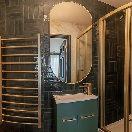 Howfield Hotel Мертір-Тідвіл Екстер'єр фото